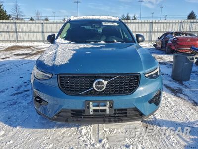 Piąte zdjęcie samochodu w środku: 2025 VOLVO XC40 ULTRA VIN:YV4L12UM3S2453889 - miniatura
