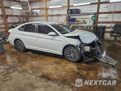 Czwarte zdjęcie samochodu z boku: 2021 VOLKSWAGEN JETTA S VIN:3VWC57BU7MM039076 - miniatura