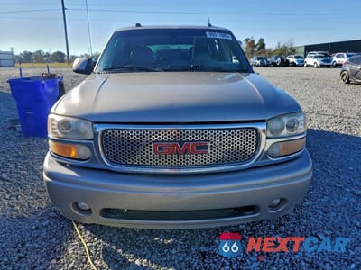 Piąte zdjęcie samochodu w środku: 2004 GMC YUKON DENALI VIN:1GKEK63U94J202860 - miniatura