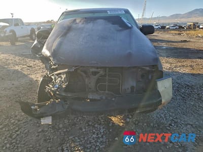 Piąte zdjęcie samochodu w środku: 2000 GMC SONOMA VIN:1GTCS1450YK242967 - miniatura