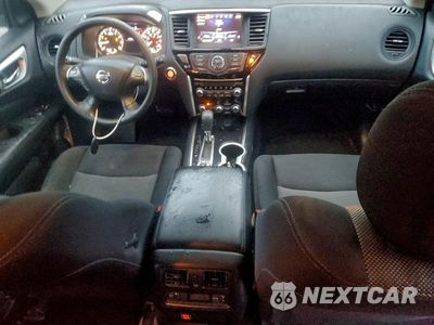 Zdjęcie 8 z 12 samochodu: 2018 NISSAN PATHFINDER S VIN:5N1DR2MM7JC615866 - miniatura