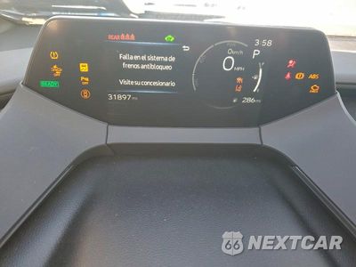 Zdjęcie 9 z 12 samochodu: 2023 TOYOTA PRIUS LE VIN:JTDACAAU3P3014440 - miniatura