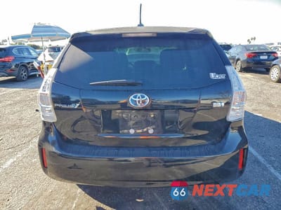 Zdjęcie 6 z 12 samochodu: 2013 TOYOTA PRIUS V VIN:JTDZN3EU9D3235412 - miniatura