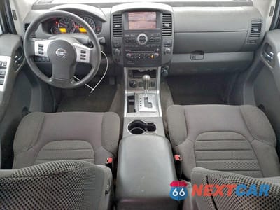 Zdjęcie 8 z 14 samochodu: 2011 NISSAN PATHFINDER S VIN:5N1AR1NB9BC626010 - miniatura