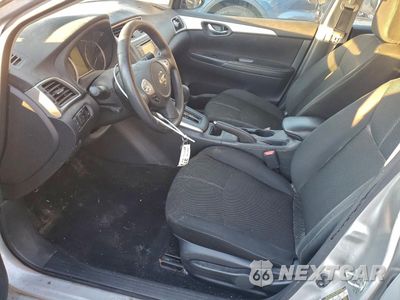 Zdjęcie 7 z 12 samochodu: 2018 NISSAN SENTRA S VIN:3N1AB7AP2JY274538 - miniatura
