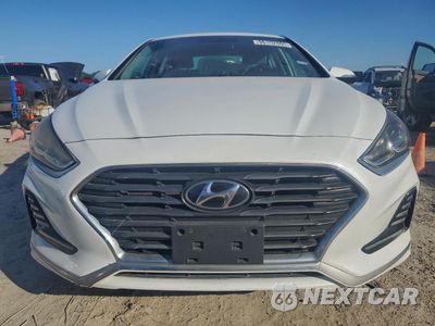 Piąte zdjęcie samochodu w środku: 2018 HYUNDAI SONATA SPORT VIN:5NPE34AF6JH613607 - miniatura