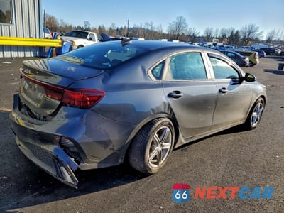 Trzecie zdjęcie samochodu z tyłu: 2023 KIA FORTE LX VIN:3KPF24AD5PE675079 - miniatura