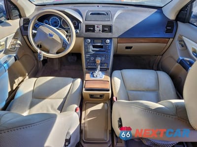 Zdjęcie 8 z 13 samochodu: 2012 VOLVO XC90 3.2 VIN:YV4952CZ8C1622582 - miniatura