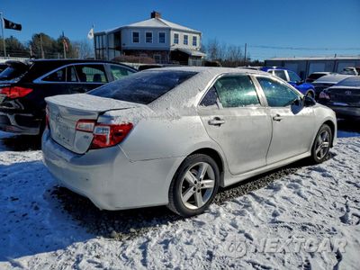 Trzecie zdjęcie samochodu z tyłu: 2012 TOYOTA CAMRY BASE VIN:4T1BF1FKXCU142306 - miniatura