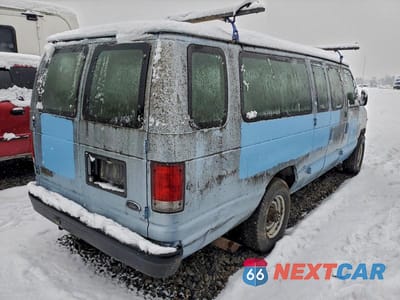 Piąte zdjęcie samochodu w środku: 1997 FORD ECONOLINE E350 SUPER DUTY WAGON VIN:1FBSS31F0YHB98264 - miniatura