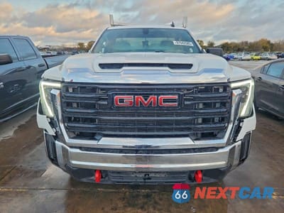 Piąte zdjęcie samochodu w środku: 2024 GMC SIERRA 2500HD V8 REG CAB 6.6L SERVICE BODY VIN:1GD38LE73RF134181 - miniatura