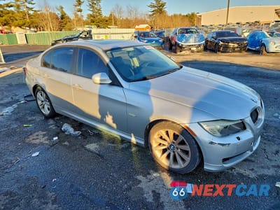 Czwarte zdjęcie samochodu z boku: 2011 BMW 328 XI SULEV VIN:WBAPK5G52BNN80037 - miniatura