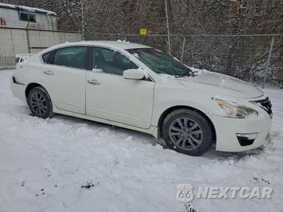 Czwarte zdjęcie samochodu z boku: 2015 NISSAN ALTIMA 2.5 VIN:1N4AL3AP2FN405643 - miniatura