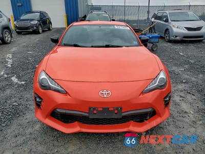 Piąte zdjęcie samochodu w środku: 2017 TOYOTA 86 BASE VIN:JF1ZNAA17H9707437 - miniatura