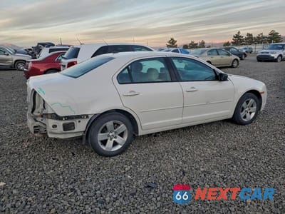 Trzecie zdjęcie samochodu z tyłu: 2008 FORD FUSION SE VIN:3FAHP01128R242845 - miniatura