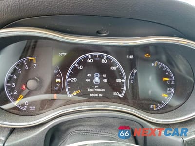Zdjęcie 9 z 13 samochodu: 2017 JEEP GRAND CHEROKEE LIMITED VIN:1C4RJEBG8HC622738 - miniatura