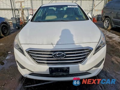 Piąte zdjęcie samochodu w środku: 2017 HYUNDAI SONATA SE VIN:5NPE24AF6HH499900 - miniatura