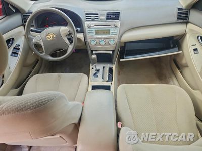 Zdjęcie 8 z 14 samochodu: 2009 TOYOTA CAMRY BASE VIN:4T1BE46K19U277722 - miniatura