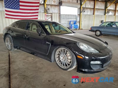 Czwarte zdjęcie samochodu z boku: 2012 PORSCHE PANAMERA S VIN:WP0AB2A78CL060049 - miniatura