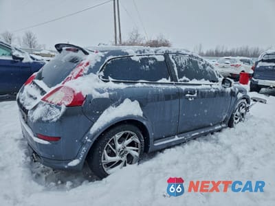 Trzecie zdjęcie samochodu z tyłu: 2012 VOLVO C30 T5 VIN:YV1672MK0C2278879 - miniatura