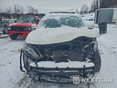 Piąte zdjęcie samochodu w środku: 2018 NISSAN ROGUE SPORT S VIN:JN1BJ1CR1JW280373 - miniatura