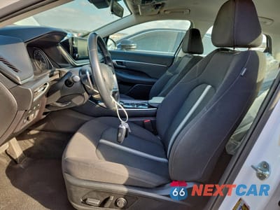 Zdjęcie 7 z 14 samochodu: 2022 HYUNDAI SONATA HYBRID SEL VIN:KMHL34JJ0NA046413 - miniatura