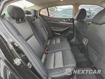 Zdjęcie 10 z 13 samochodu: 2017 NISSAN MAXIMA 3.5S VIN:1N4AA6AP6HC447450 - miniatura