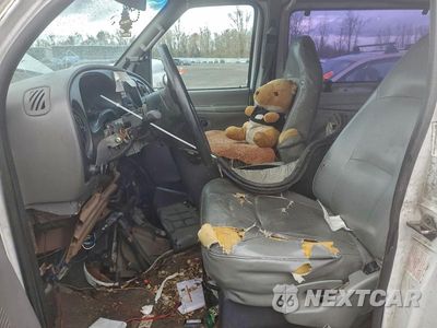 Zdjęcie 7 z 13 samochodu: 2001 FORD ECONOLINE E350 SUPER DUTY VAN VIN:1FTSS34L61HA50073 - miniatura