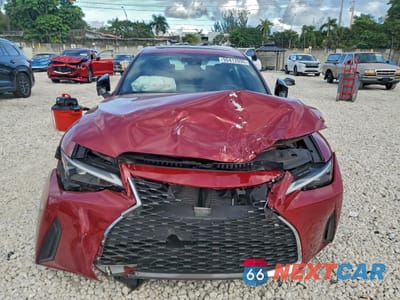 Piąte zdjęcie samochodu w środku: 2024 LEXUS IS 300 BASE VIN:JTHDA1D26R5130489 - miniatura