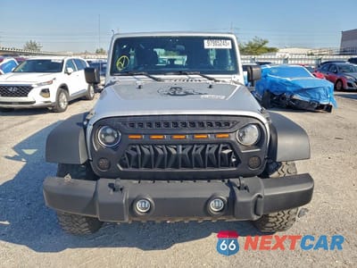 Piąte zdjęcie samochodu w środku: 2012 JEEP WRANGLER UNLIMITED SPORT VIN:1C4BJWDG8CL246006 - miniatura