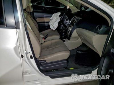 Zdjęcie 13 z 14 samochodu: 2008 TOYOTA YARIS VIN:JTDBT923X81291639 - miniatura