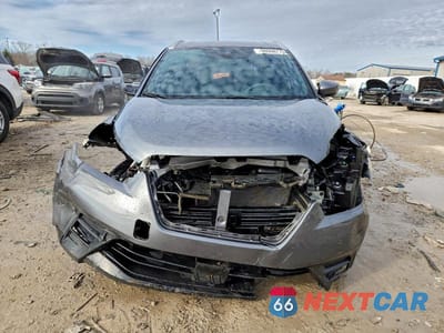 Piąte zdjęcie samochodu w środku: 2020 NISSAN KICKS SV VIN:3N1CP5CVXLL554900 - miniatura