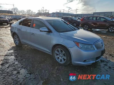 Czwarte zdjęcie samochodu z boku: 2010 BUICK LACROSSE CXL VIN:1G4GC5EG1AF275590 - miniatura