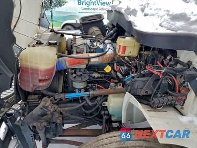Zdjęcie 7 z 10 samochodu: 2005 INTERNATIONAL 4300 DE-ICER TRUCK VIN:1HTMMAAM35H686253 - miniatura