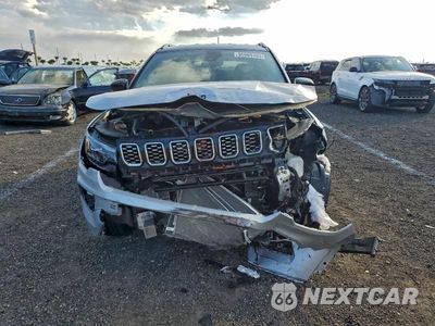 Piąte zdjęcie samochodu w środku: 2025 JEEP COMPASS LIMITED VIN:3C4NJDCN9ST543791 - miniatura