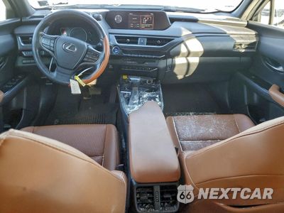 Zdjęcie 8 z 13 samochodu: 2020 LEXUS UX 250H VIN:JTHP9JBHXL2035004 - miniatura