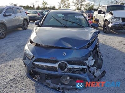 Piąte zdjęcie samochodu w środku: 2020 MERCEDES-BENZ A 220 VIN:W1K3G4EB0LJ230281 - miniatura