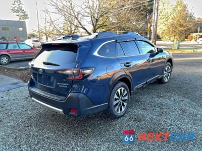 Czwarte zdjęcie samochodu z boku: 2023 SUBARU OUTBACK TOURING VIN:4S4BTAPC0P3103090 - miniatura