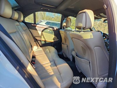 Zdjęcie 10 z 12 samochodu: 2011 MERCEDES-BENZ E 550 VIN:WDDHF7CB0BA326892 - miniatura
