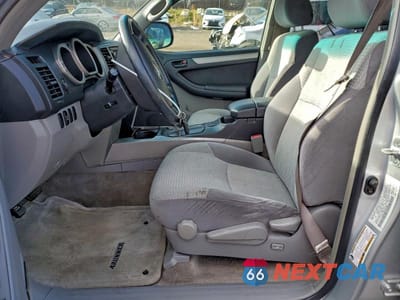 Zdjęcie 7 z 12 samochodu: 2004 TOYOTA 4RUNNER SR5 VIN:JTEBU14R540043889 - miniatura