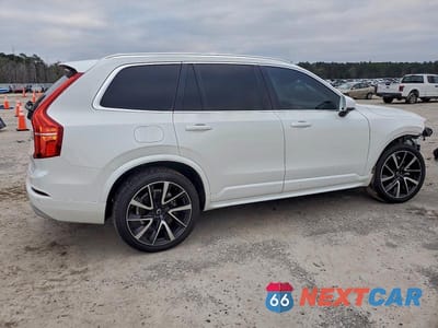 Trzecie zdjęcie samochodu z tyłu: 2022 VOLVO XC90 T6 MOMENTUM VIN:YV4A22PK0N1830753 - miniatura