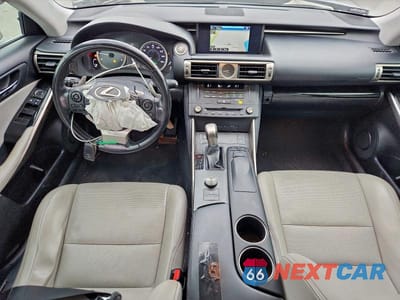 Zdjęcie 8 z 11 samochodu: 2016 LEXUS IS 200T BASE VIN:JTHBA1D23G5005793 - miniatura