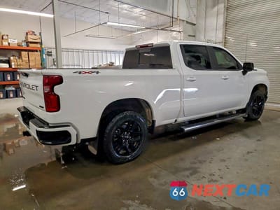 Trzecie zdjęcie samochodu z tyłu: 2024 CHEVROLET SILVERADO K1500 RST VIN:1GCUDEED5RZ239289 - miniatura