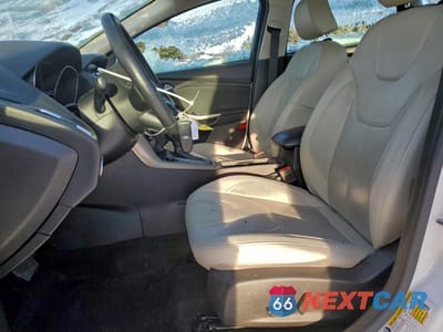 Zdjęcie 7 z 12 samochodu: 2018 FORD FOCUS TITANIUM VIN:1FADP3J25JL294757 - miniatura
