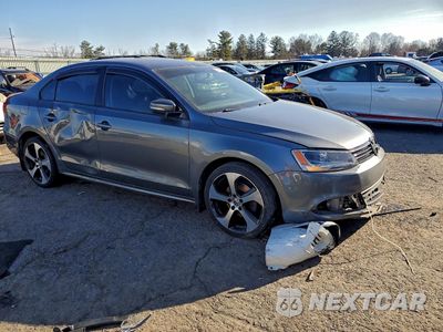 Czwarte zdjęcie samochodu z boku: 2012 VOLKSWAGEN JETTA SE VIN:3VWDP7AJ0CM012502 - miniatura