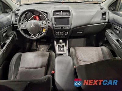 Zdjęcie 8 z 13 samochodu: 2018 MITSUBISHI RVR SE VIN:JA4AJ3AU1JZ601543 - miniatura