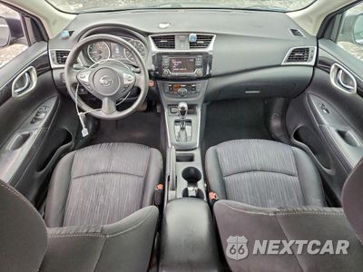 Zdjęcie 8 z 15 samochodu: 2018 NISSAN SENTRA S VIN:3N1AB7AP9JL635230 - miniatura