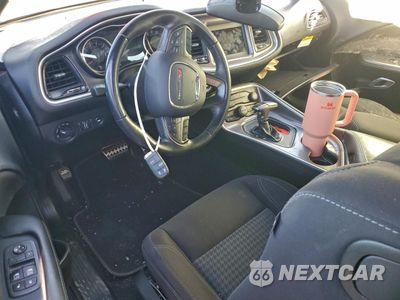 Zdjęcie 8 z 13 samochodu: 2019 DODGE CHALLENGER SXT VIN:2C3CDZAG5KH751857 - miniatura