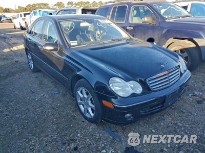 Czwarte zdjęcie samochodu z boku: 2007 MERCEDES-BENZ C 280 4MATIC VIN:WDBRF92H97F877699 - miniatura