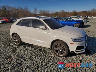 Czwarte zdjęcie samochodu z boku: 2018 AUDI Q3 PREMIUM PLUS VIN:WA1JCCFS0JR030984 - miniatura